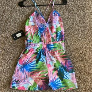 Day at the beach romper (fashion nova)